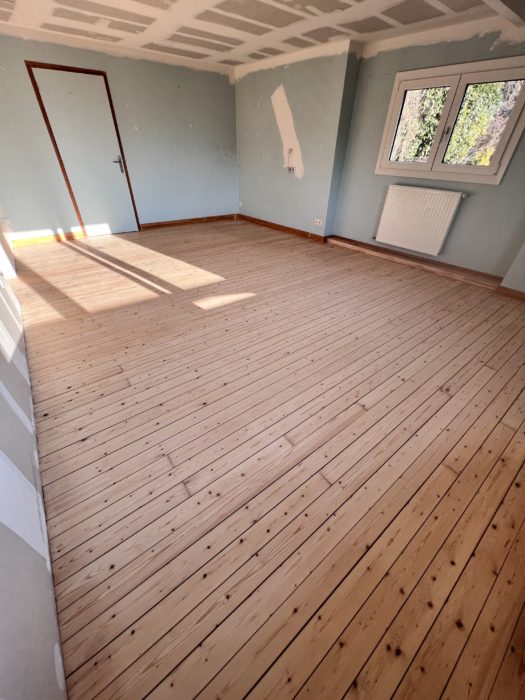 Rénovation d’un parquet cloué à Détrier