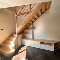 Conception installation et fabrication d'un escalier et d'un meuble aménagé sur mesure à Crets en Belledonne