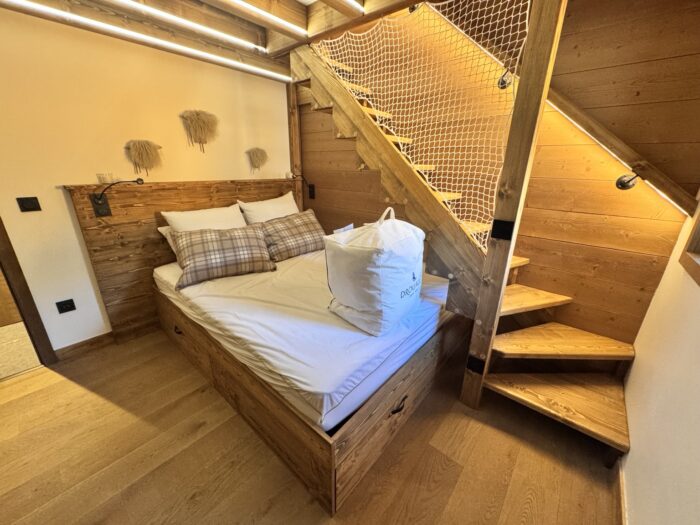 Aménagement d’une chambre avec mezzanine à l’Alpe d’Huez